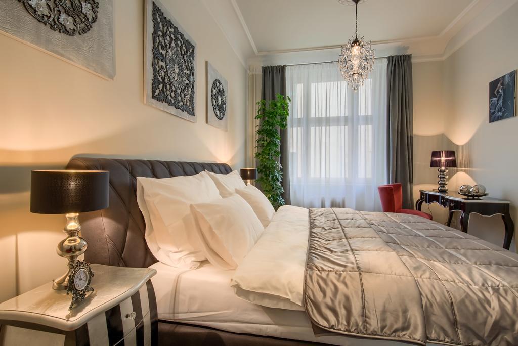 Pragueone Apartment,A/C,Terrace 외부 사진